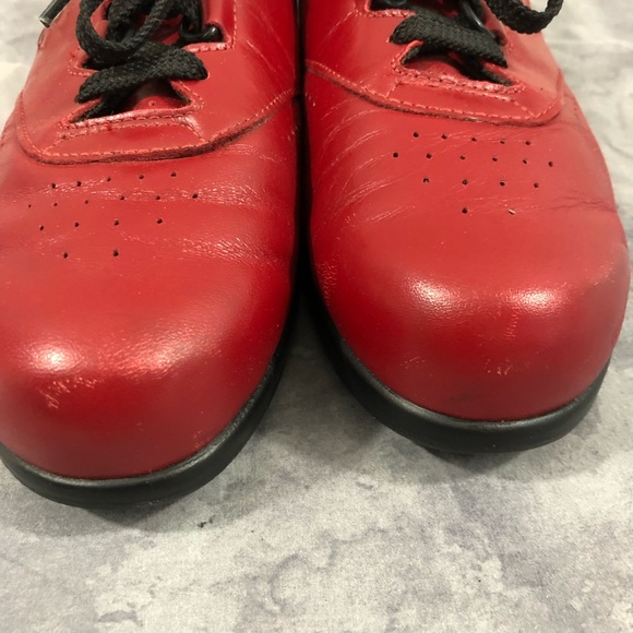 SAS FreeTime Dark Red Leather  9 - Picture 4 of 6